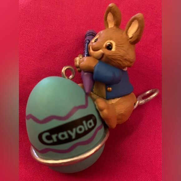 Easter Hallmark Keepsake Ornament 1997 Eggs-pert Artist Crayola Crayon Bunny Egg - Picture 3 of 7
